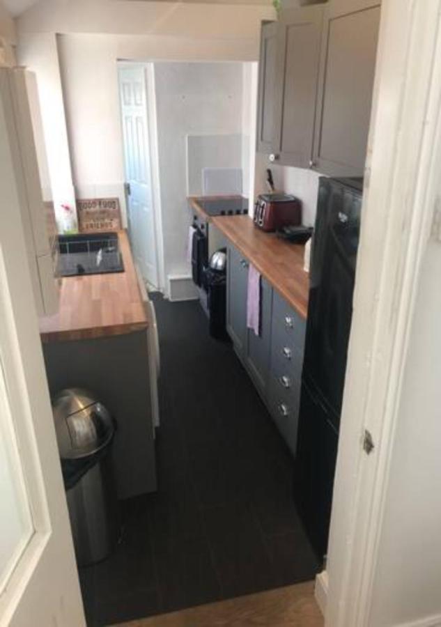 4 Bedroom House For Corporate Stays In Kettering Dış mekan fotoğraf